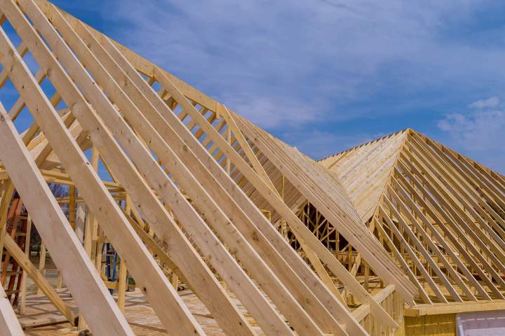 Création et traitement de charpente traditionnelle sur mesure
